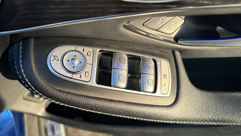 Mercedes-Benz GLC 300de 4Matic AMG Line Premium Plus 5dr 9GTron Estate